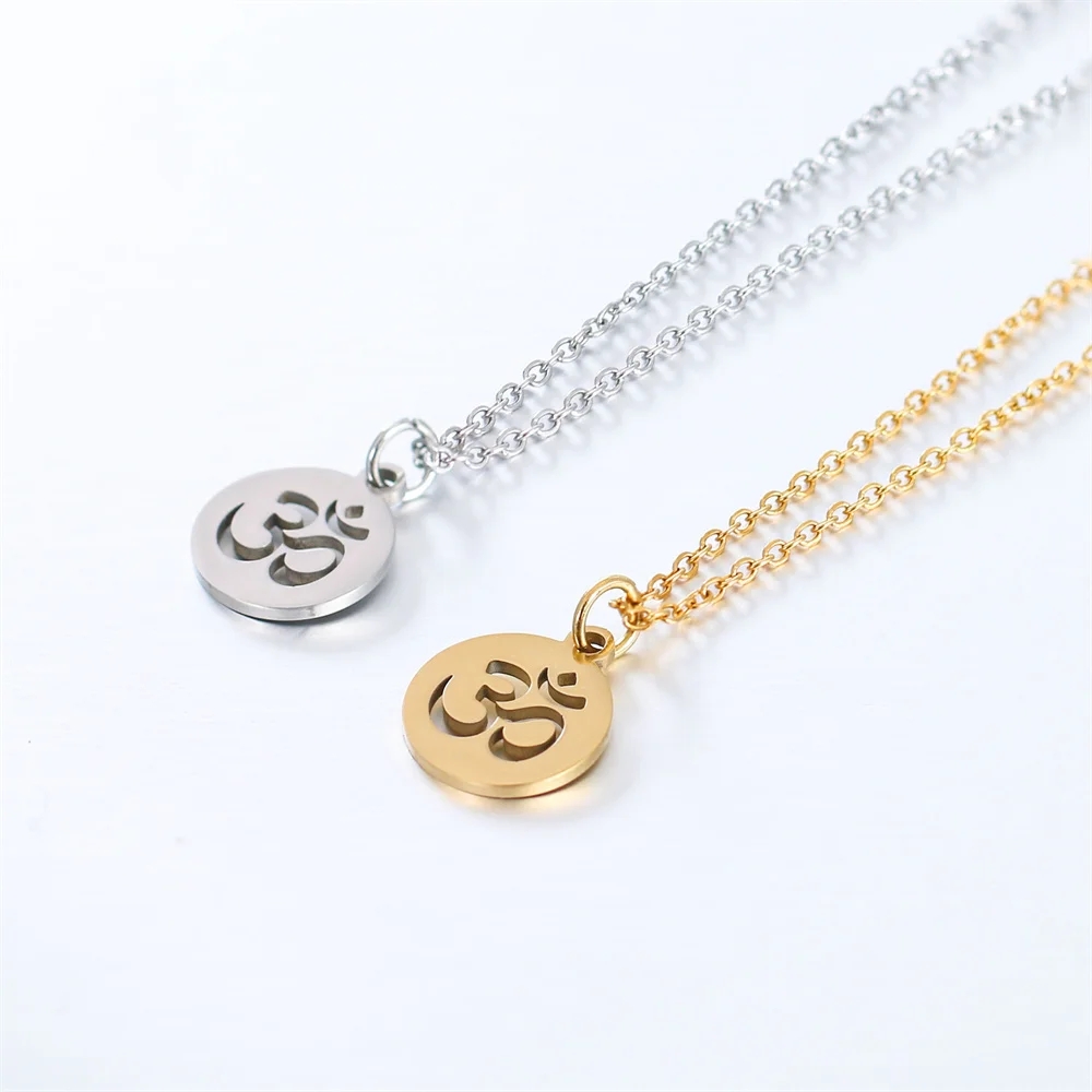 Petit pendentif de yoga en or  - Yoga Fitness Zone avis et prix
