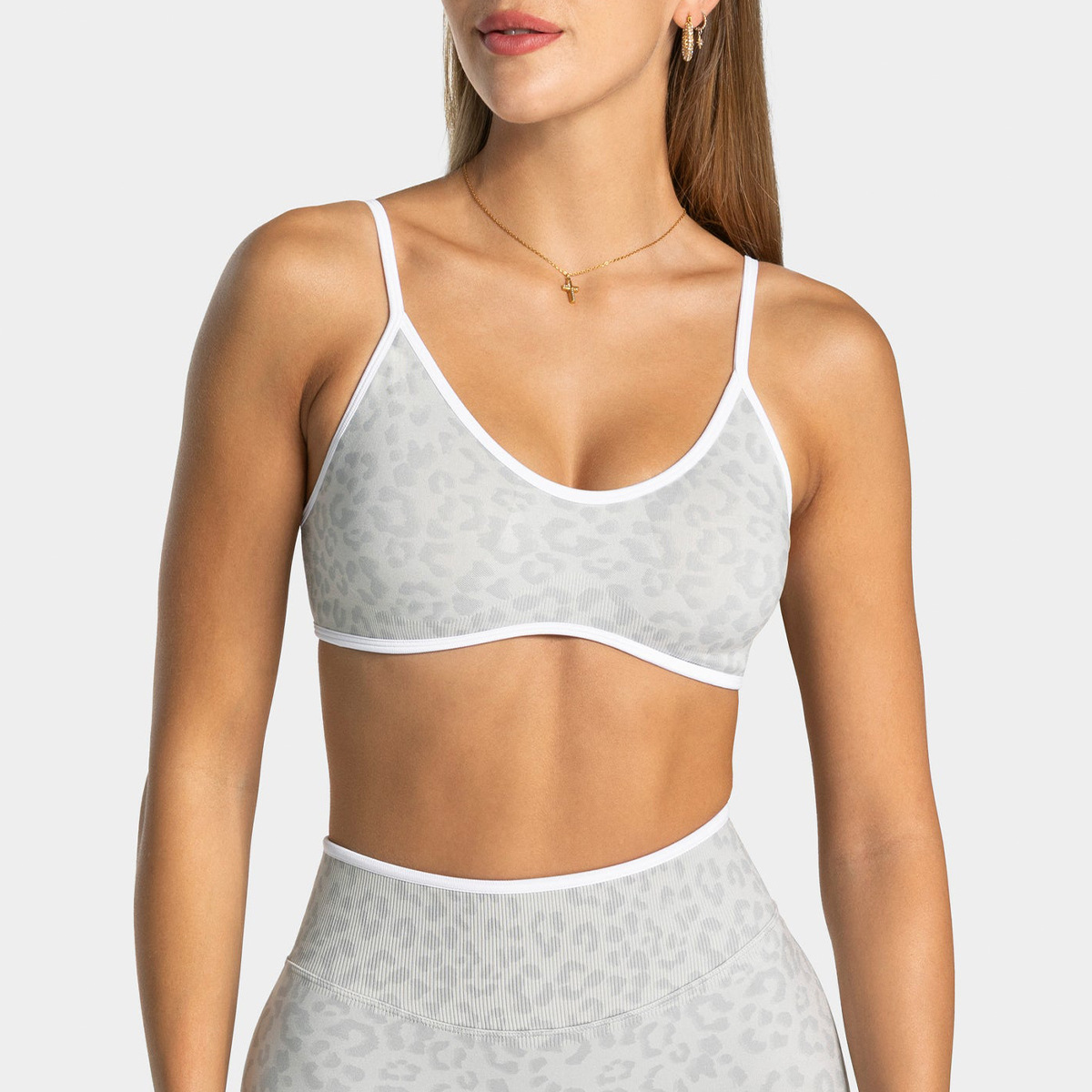 Soutien-gorge de sport pour fe - Yoga Fitness Logo Design avis et prix