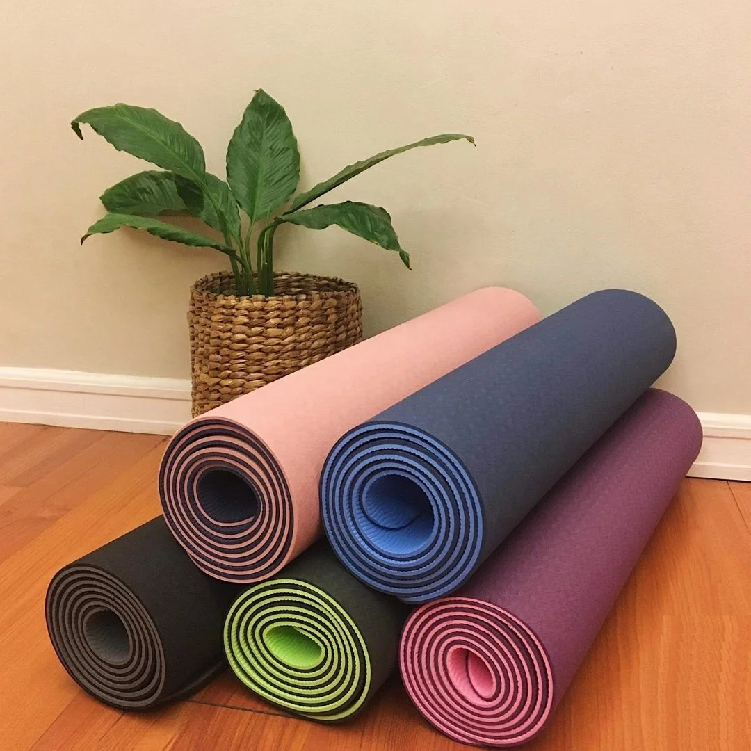 Tapis de yoga antidérapant en  - Yoga Fitness Logo Design avis et prix